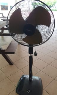 (Category: ) located in . Submitted by ceskresources (Listing ID 1206129489, Image 1). Description: .