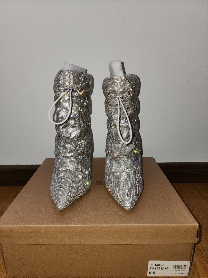 Steve Madden Rhinestone Puff Boots Size 9.5 fits 7 and 8