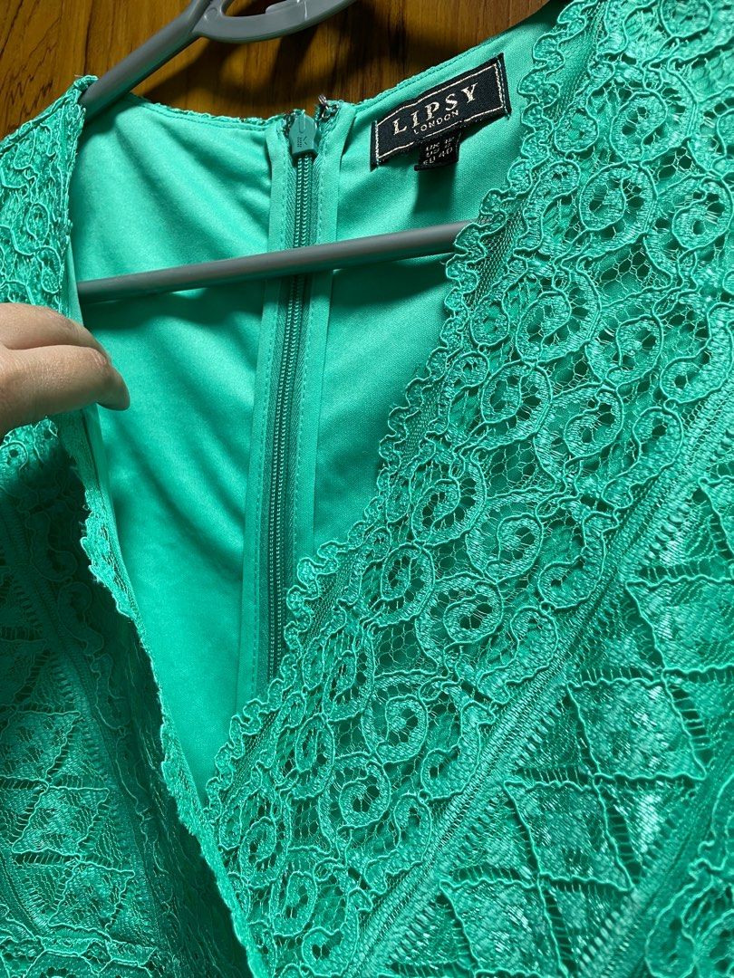 Stunning Lipsy emerald green lace dress Women s Fashion Dresses