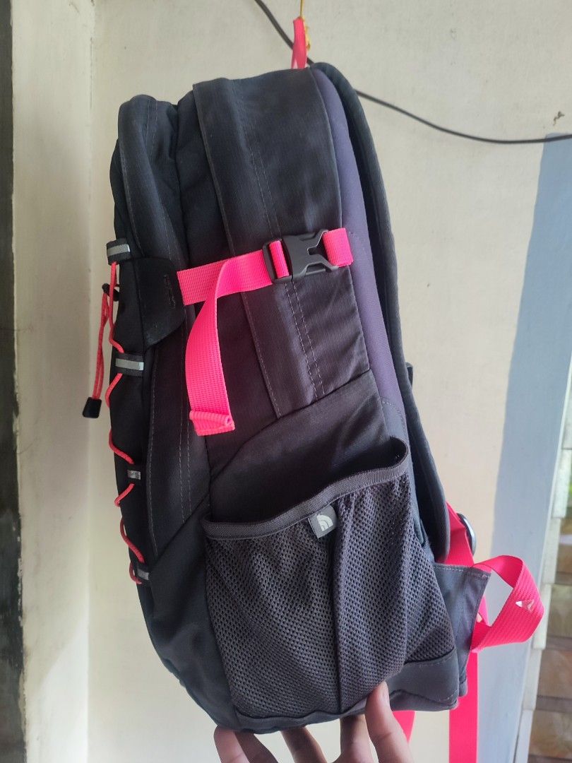 Tnf Borealis Backpack (Category: Backpacks) located in Lipa City. Submitted by gudoys_outdoor16 (Listing ID 1206225978, Image 2). Description: Tnf Borealis Backpack very good condition 28 Liters 2400 + sf.