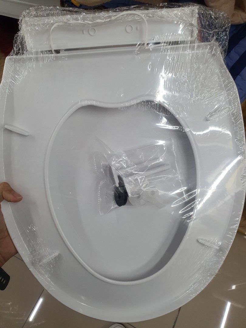 Toilet bowl cover, Furniture & Home Living, Bathroom & Kitchen Fixtures