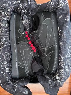 Travis Scott Black Phantom