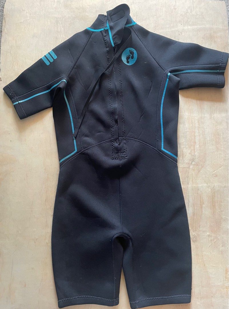 Two Barefoot Neoprene Wetsuit Unisex, Men's Fashion, Tops & Sets, Swim