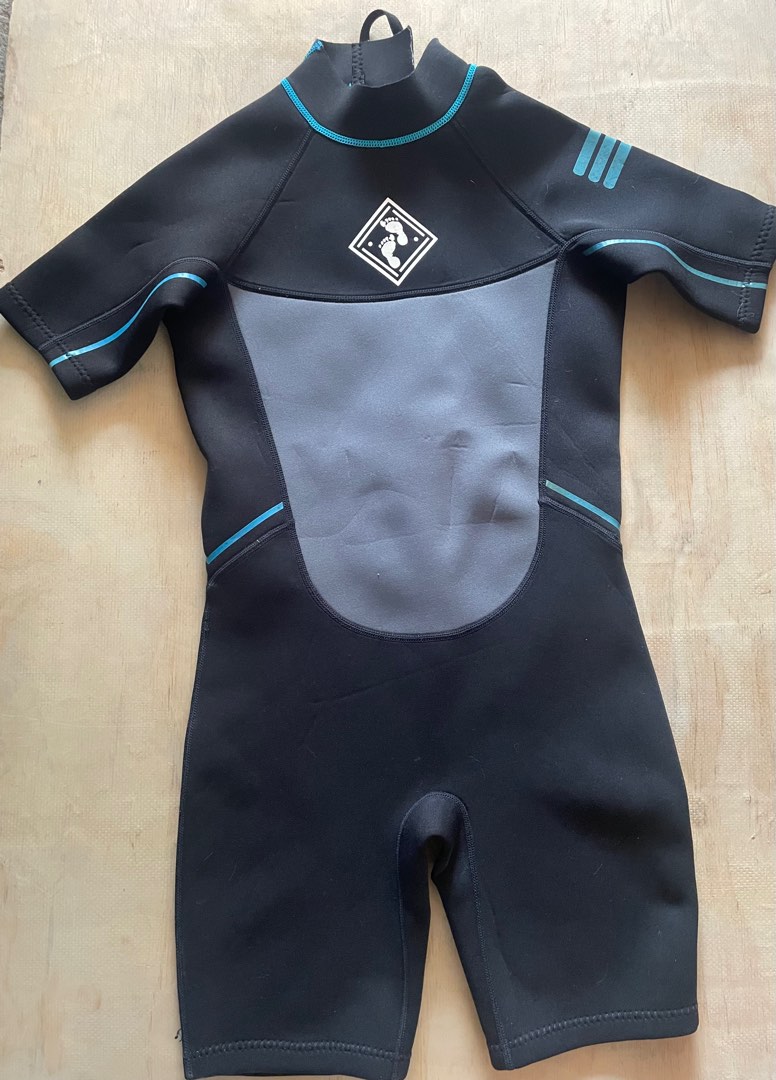 Two Barefoot Neoprene Wetsuit Unisex, Men's Fashion, Tops & Sets, Swim