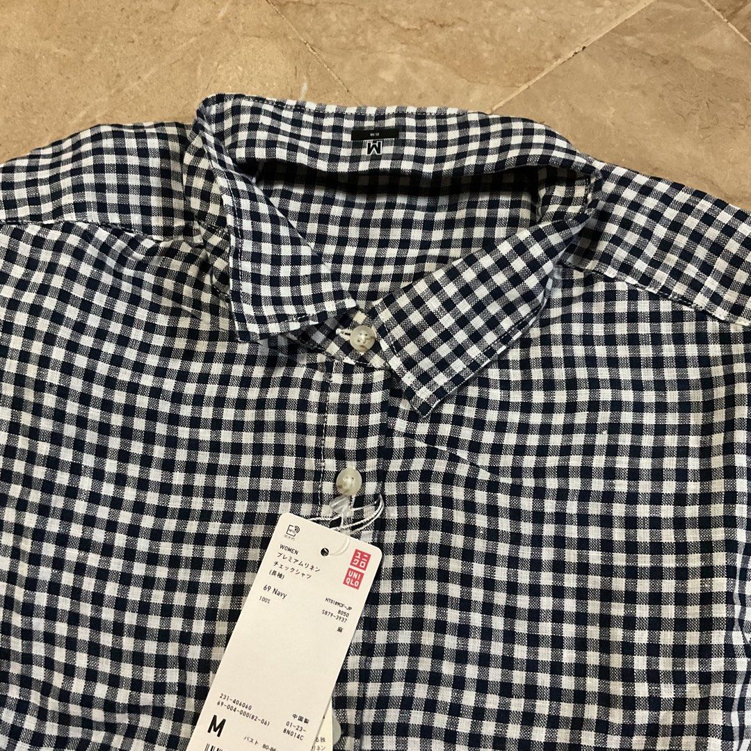 Uniqlo shop checkered polo
