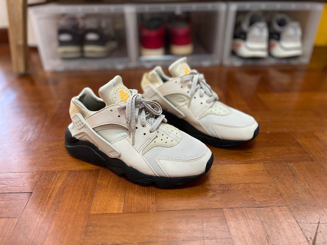 Nike air max huarache gold sales