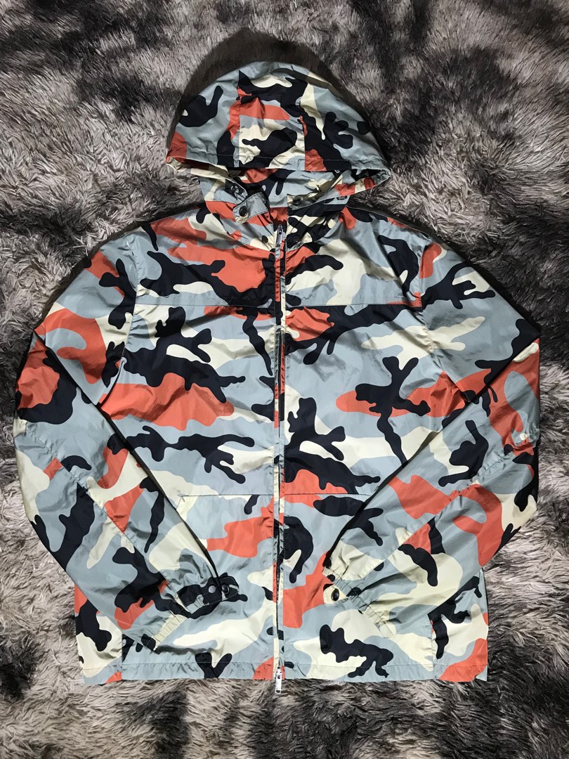Valentino Garavani Camouflage Jacket Men s Fashion Coats