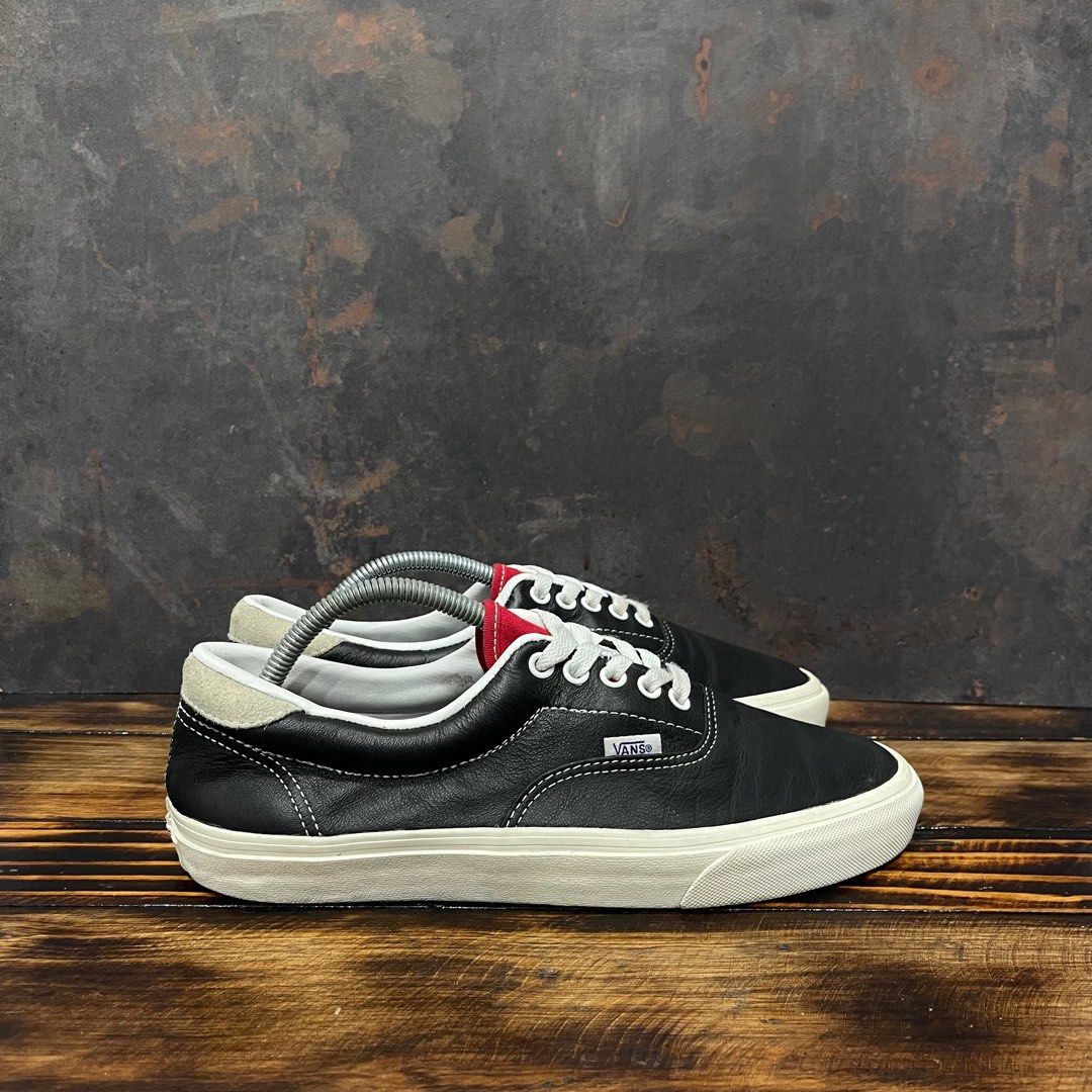 Vans era leather deals