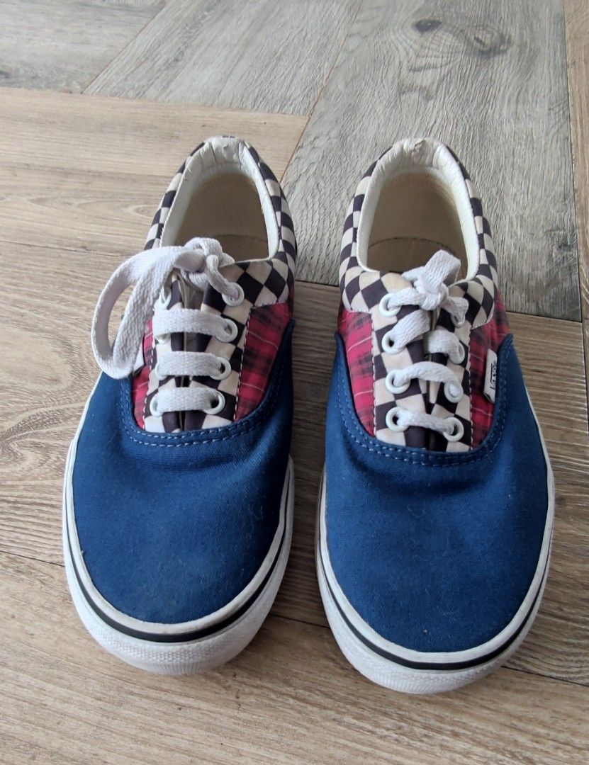 Blue forbiciona checkboard vans