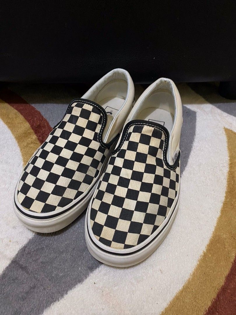 Vans slip deals on 38