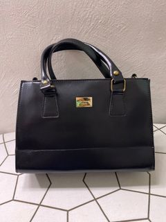 #SALE - WPS Elegant Black Hand Bag