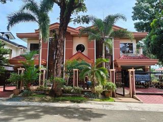 6BR House with pool in Casa Milan Fairview