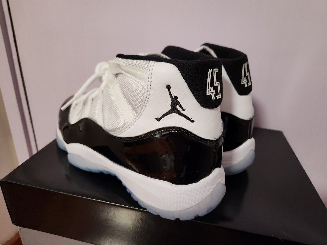Jordan concord 11 211 top