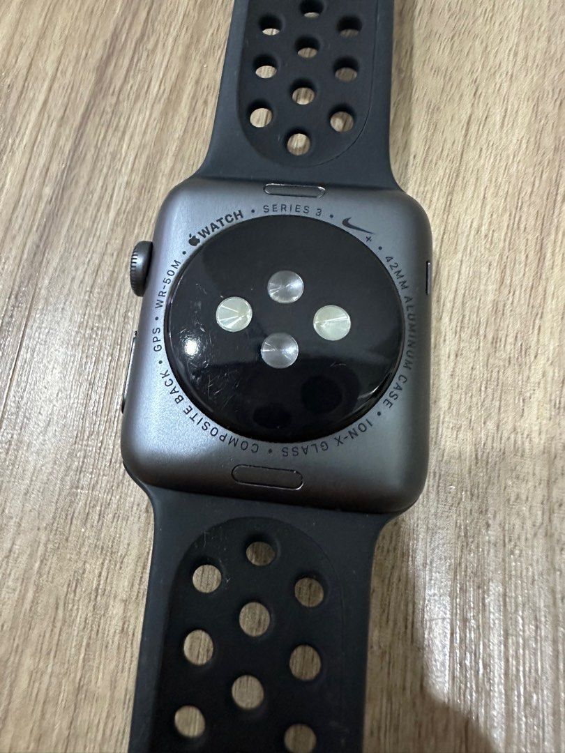 Apple Watch Series 3 Nike Edition 42mm, 95% battery health, Mobile