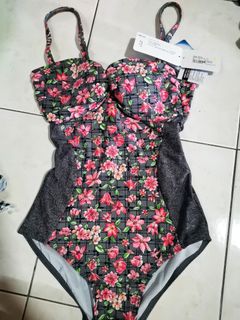 (Category: ) located in . Submitted by jcteng80 (Listing ID 1200660142, Image 1). Description: .