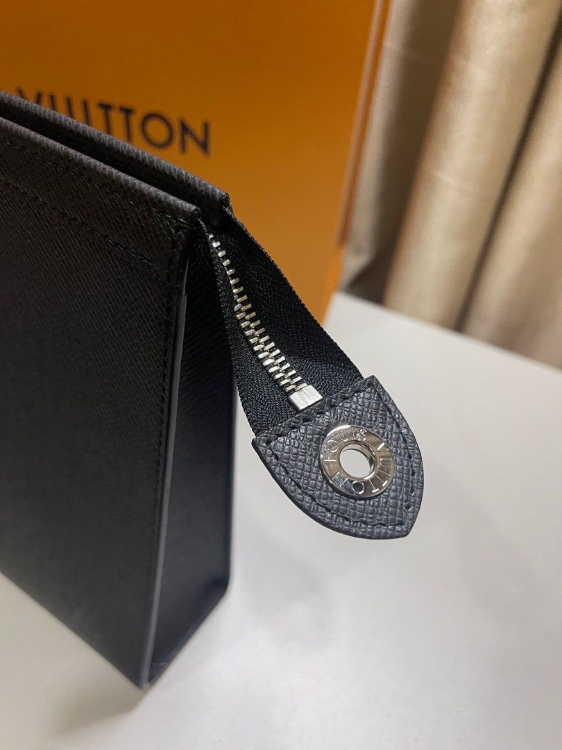 Louis Vuitton Pochette Voyage Gm Clutch Bag Second Taiga Leather Black  M30043 Ma