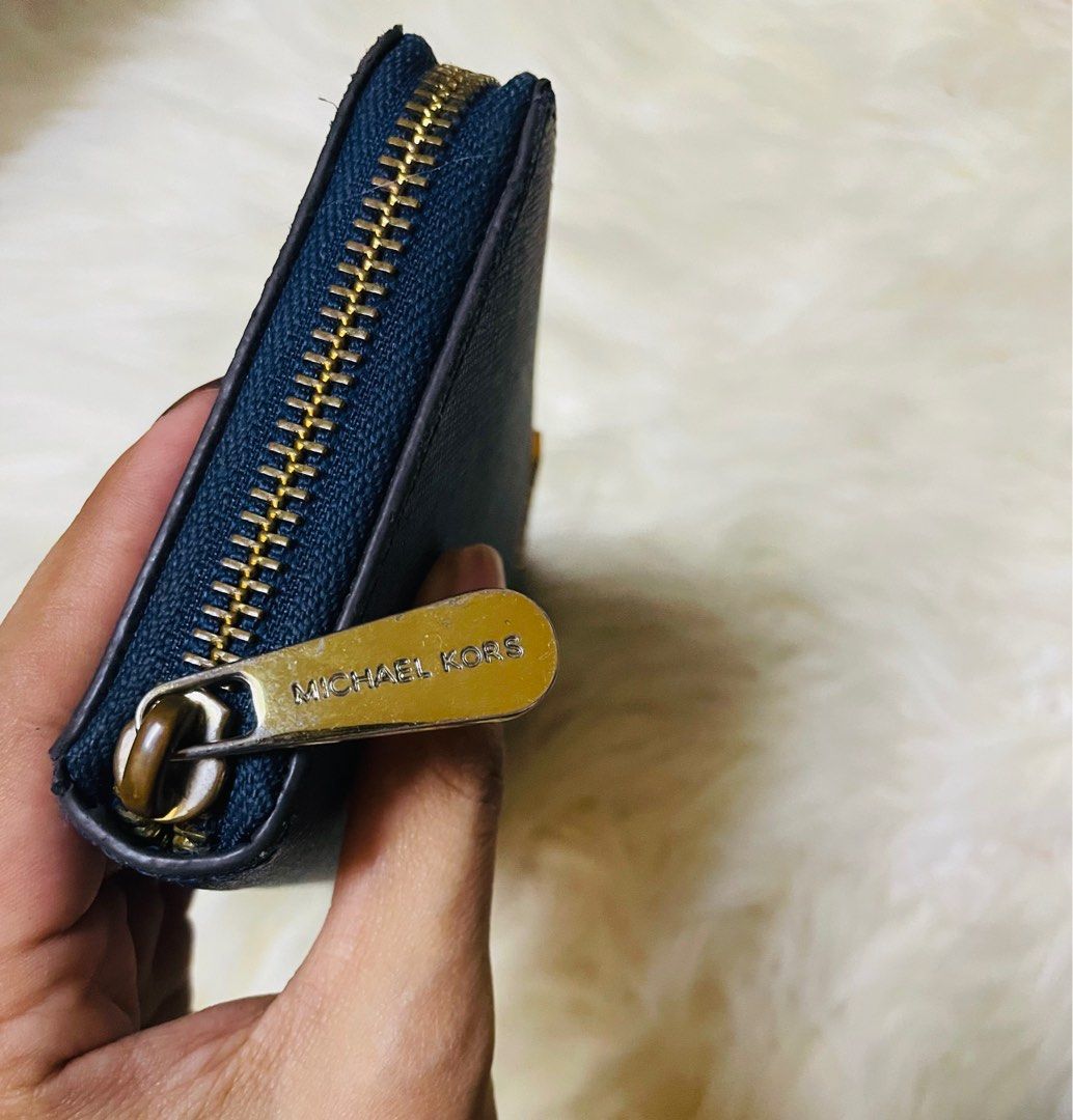 Authentic mk wallet discount