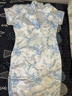 Beautiful silk blue Cheongsam