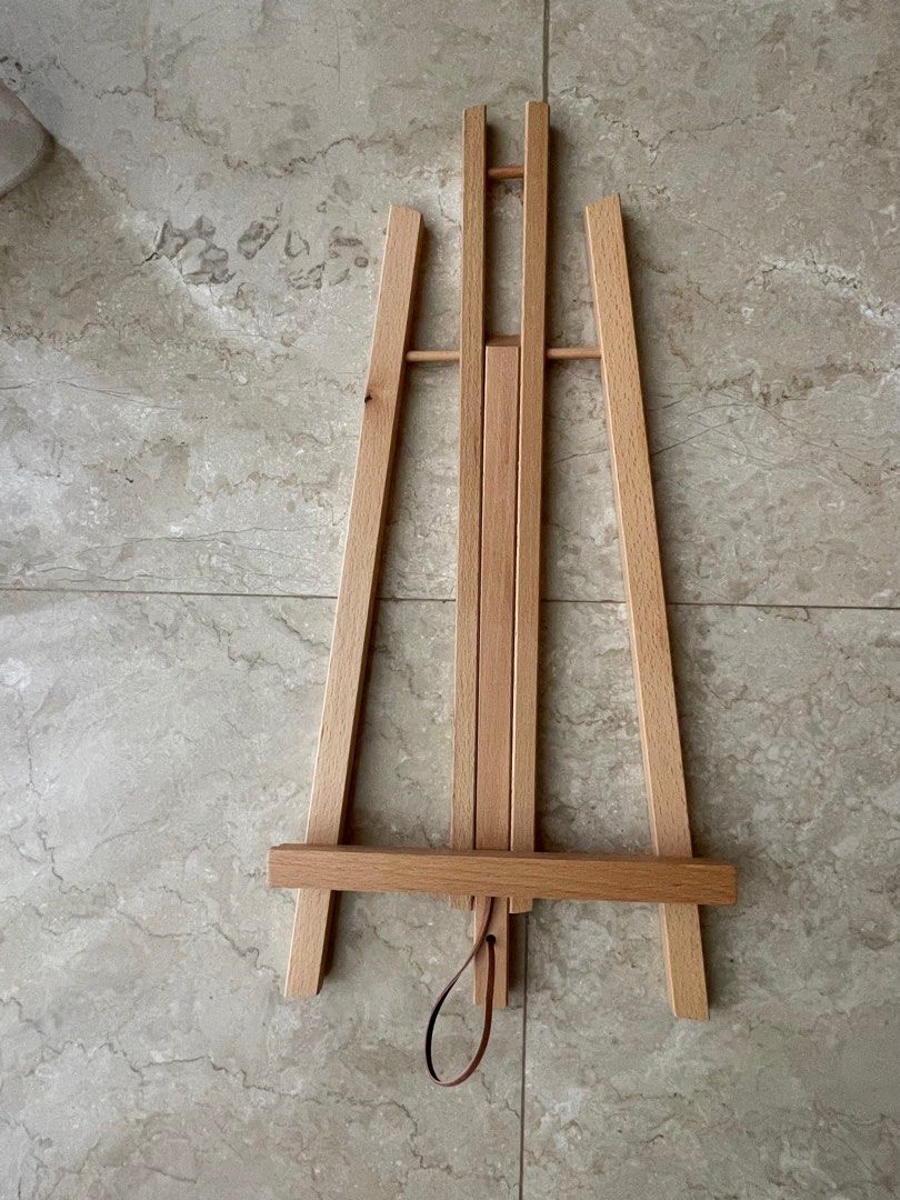 Beech Wood Easel Stands (22 Inches), Hobbies & Toys, Stationery & Craft
