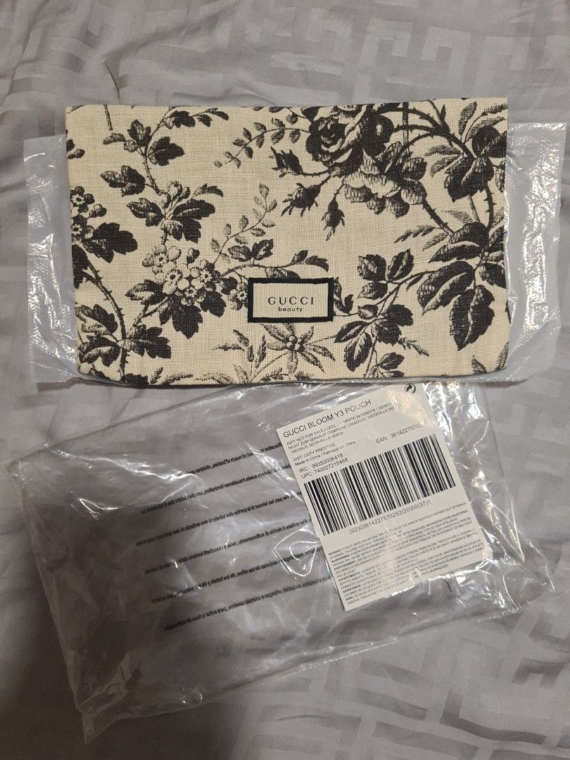 Gucci bloom deals y3 pouch