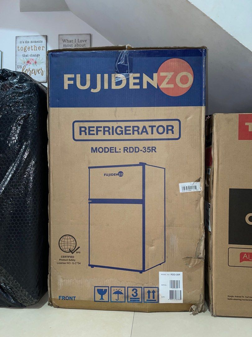 BRAND NEW Fujidenzo Personal Refrigerator Two Door Lucky Red, TV & Home