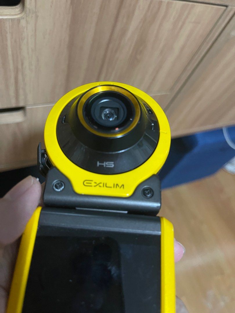 casio exilim hs ex FR100ct, Photography, Cameras on Carousell