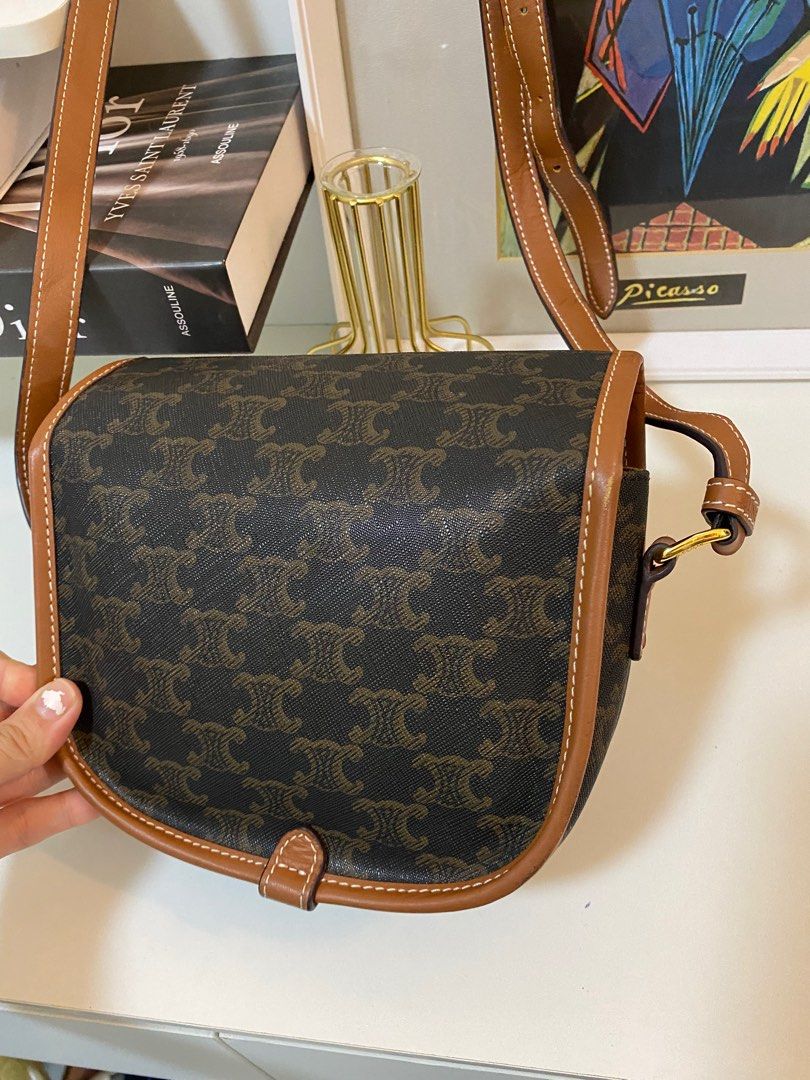 Celine Folco Triomphe, Luxury, Bags & Wallets on Carousell