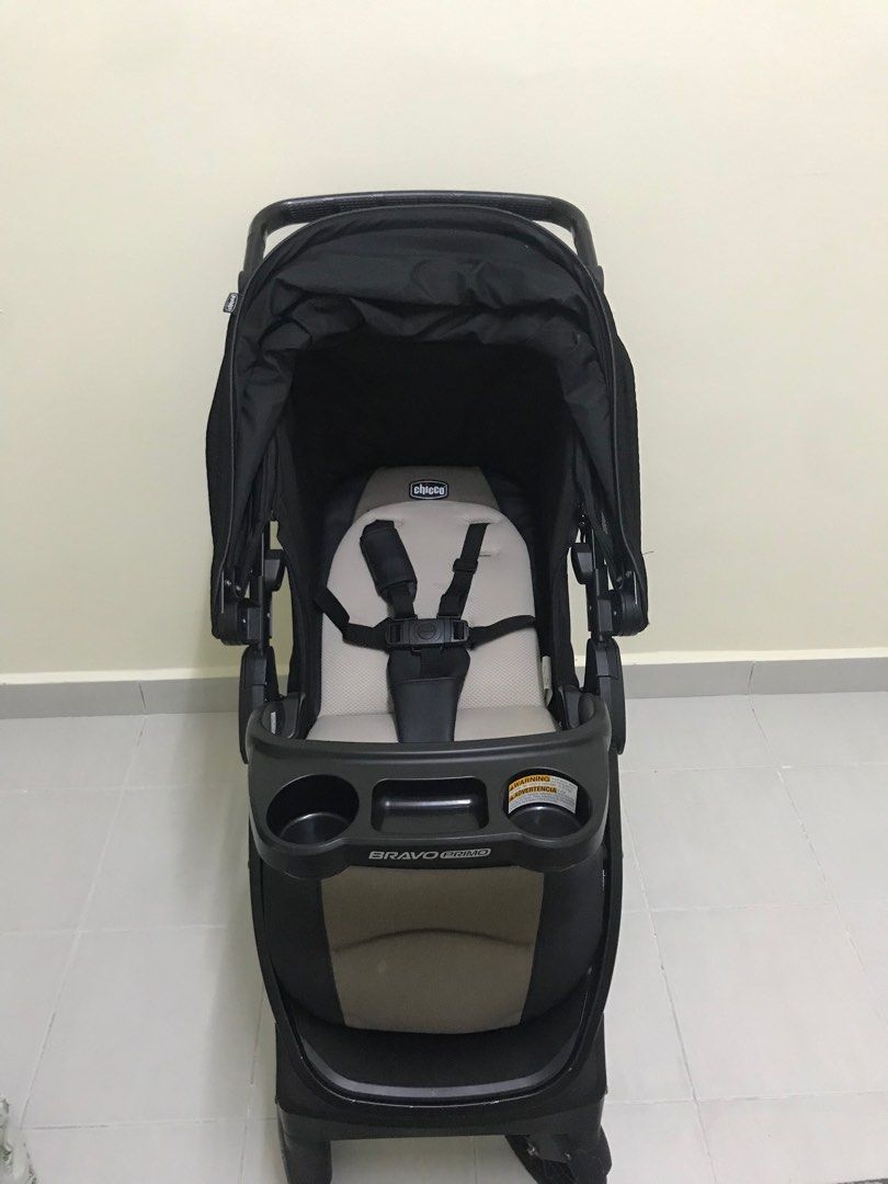Chicco Bravo Primo Stroller, Babies & Kids, Going Out, Strollers on