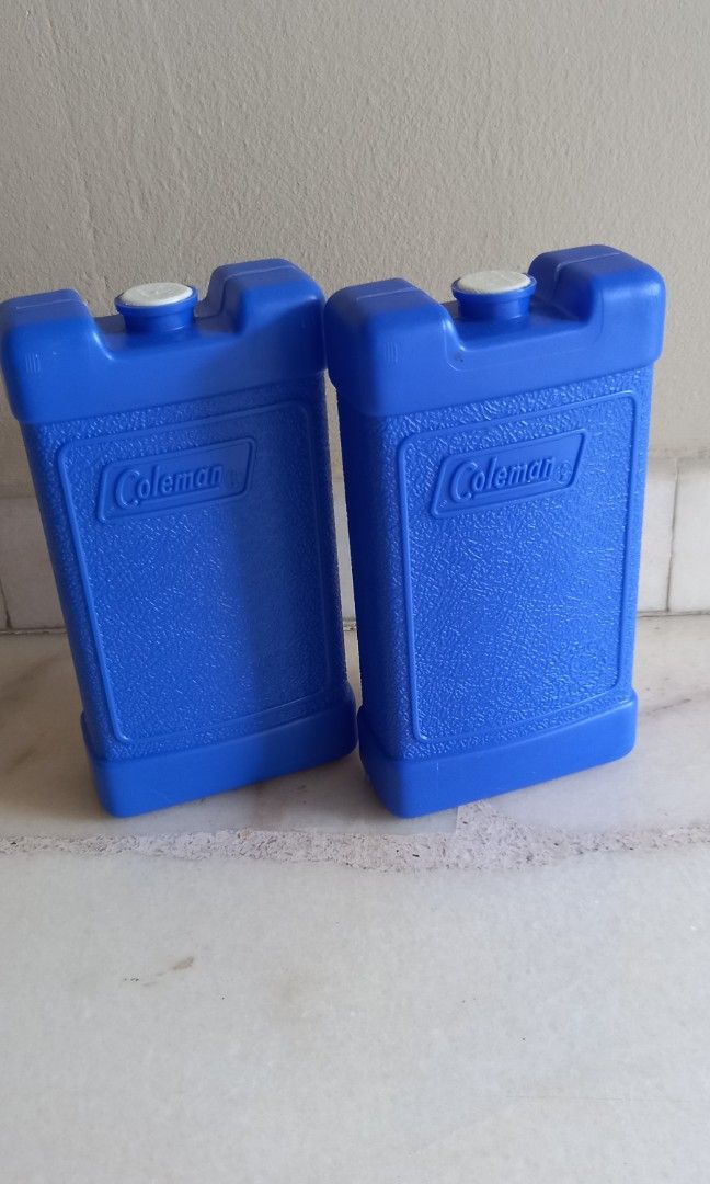 Coleman chiller ice pack, Sports Equipment, Hiking & Camping on Carousell