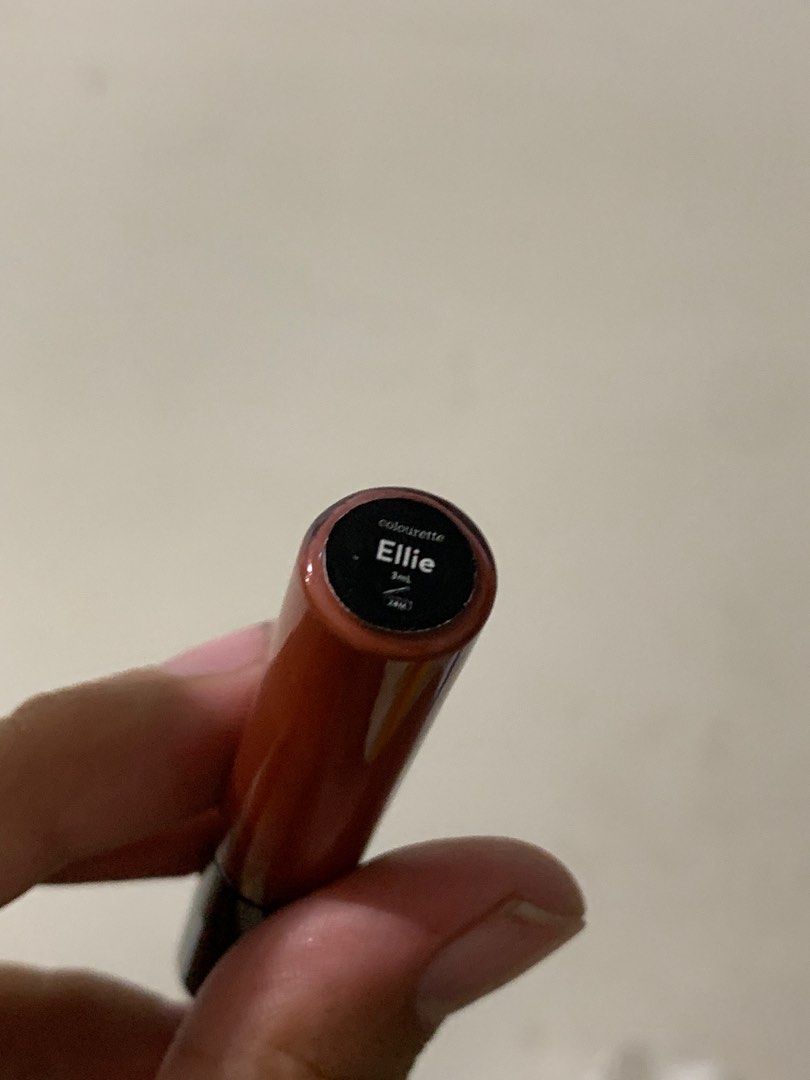 Colourette Colourtint in Ellie (Category: Makeup) located in Paranaque City. Submitted by mat.chalatte (Listing ID 1200732634, Image 2). Description: Never used, swatched once only! Bought for ₱199 + sf from shopee rfs: Not my shade.