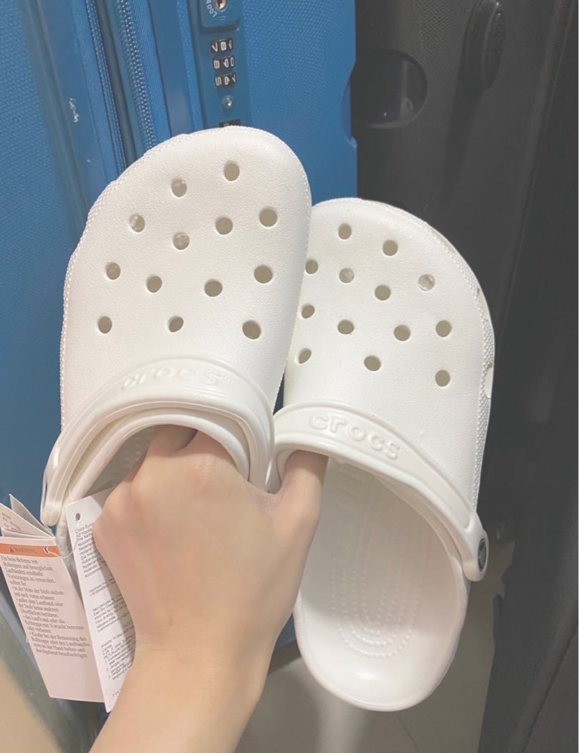 Male Crocs Sandals White, Men's Fashion, Footwear, Flipflops and Slides