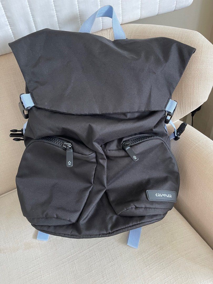 Crumpler unisex black Nebula backpack haversack
