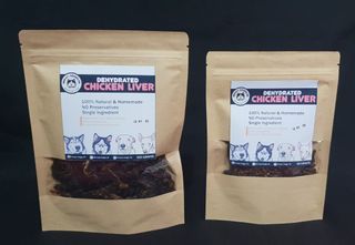 Dehydrated Chicken Liver - All Natural dog and cat treats (100g / 50g)