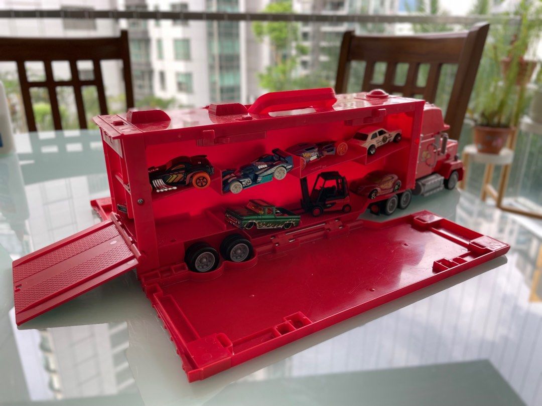 Mack clearance portable playcase