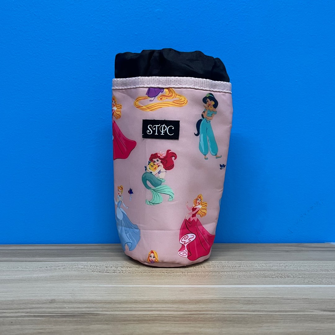 DISNEY PRINCESSES TUMBLER INSULATED POUCH, Furniture & Home Living