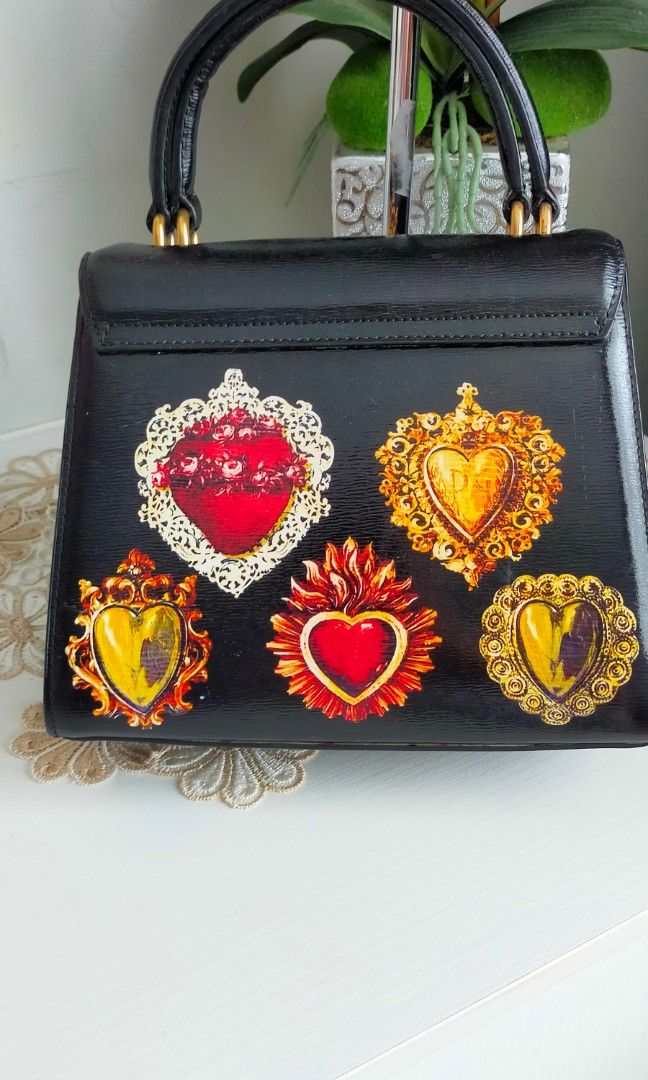 Dolce and hotsell gabbana heart bag