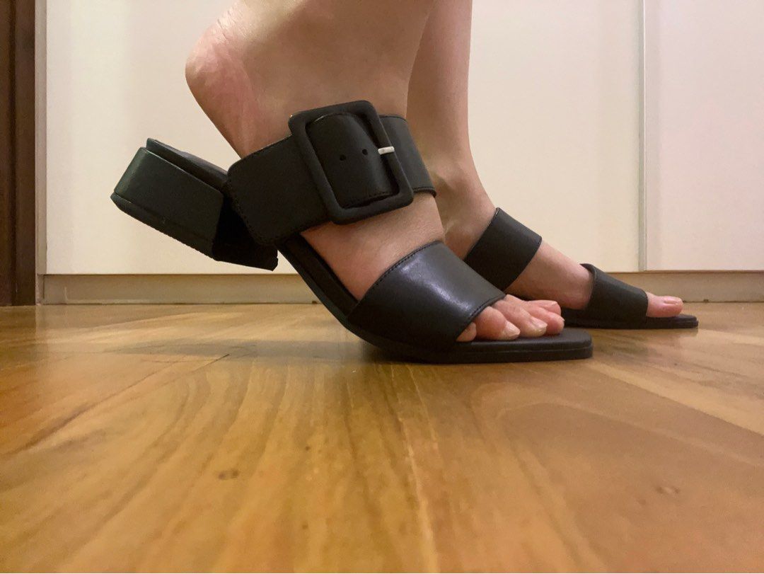 Ecco sandals shop size 36