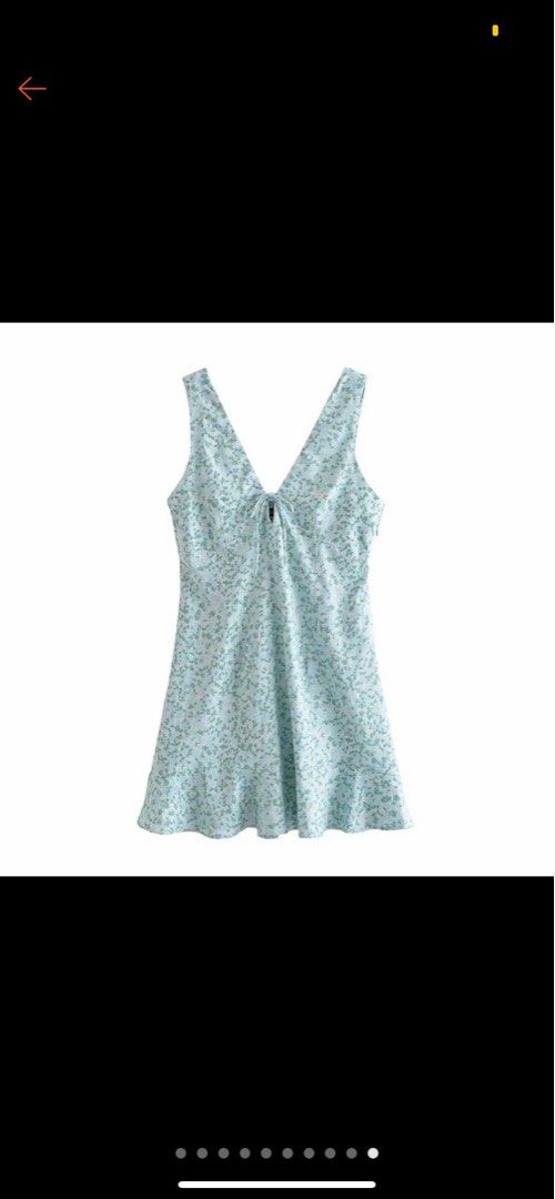 Floral Print Dress (Category: Dresses) located in Pasig City. Submitted by bananaee (Listing ID 1200705873, Image 1). Description: - brand new, only tried on.