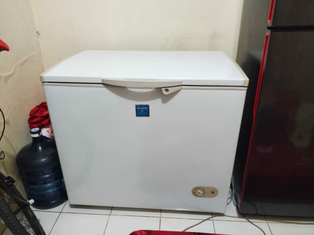 Freezer box sharp store 200 liter