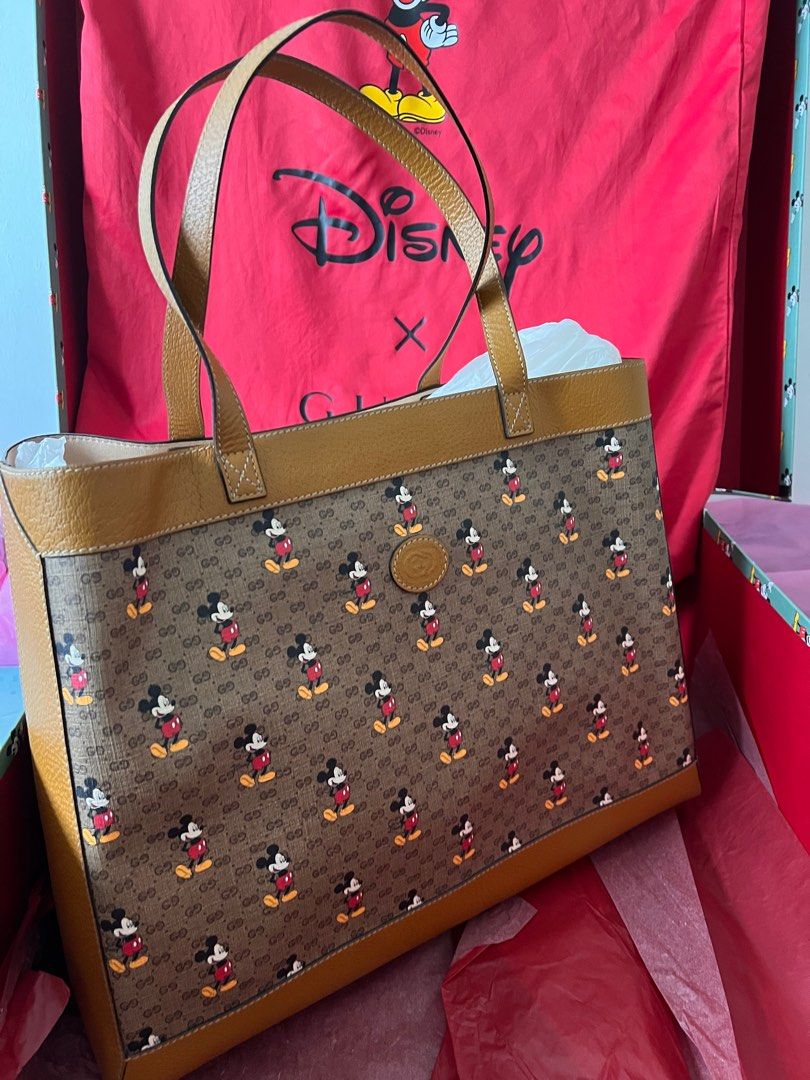 Leather handbag Disney x Gucci Beige in Leather - 35969629