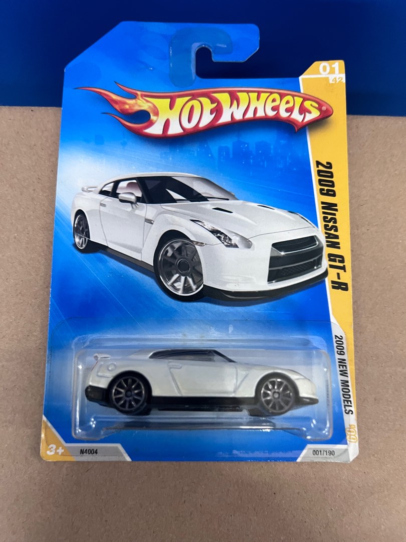 Hot Wheels Nissan GTR R35 First Cast!, Hobbies & Toys, Toys & Games on