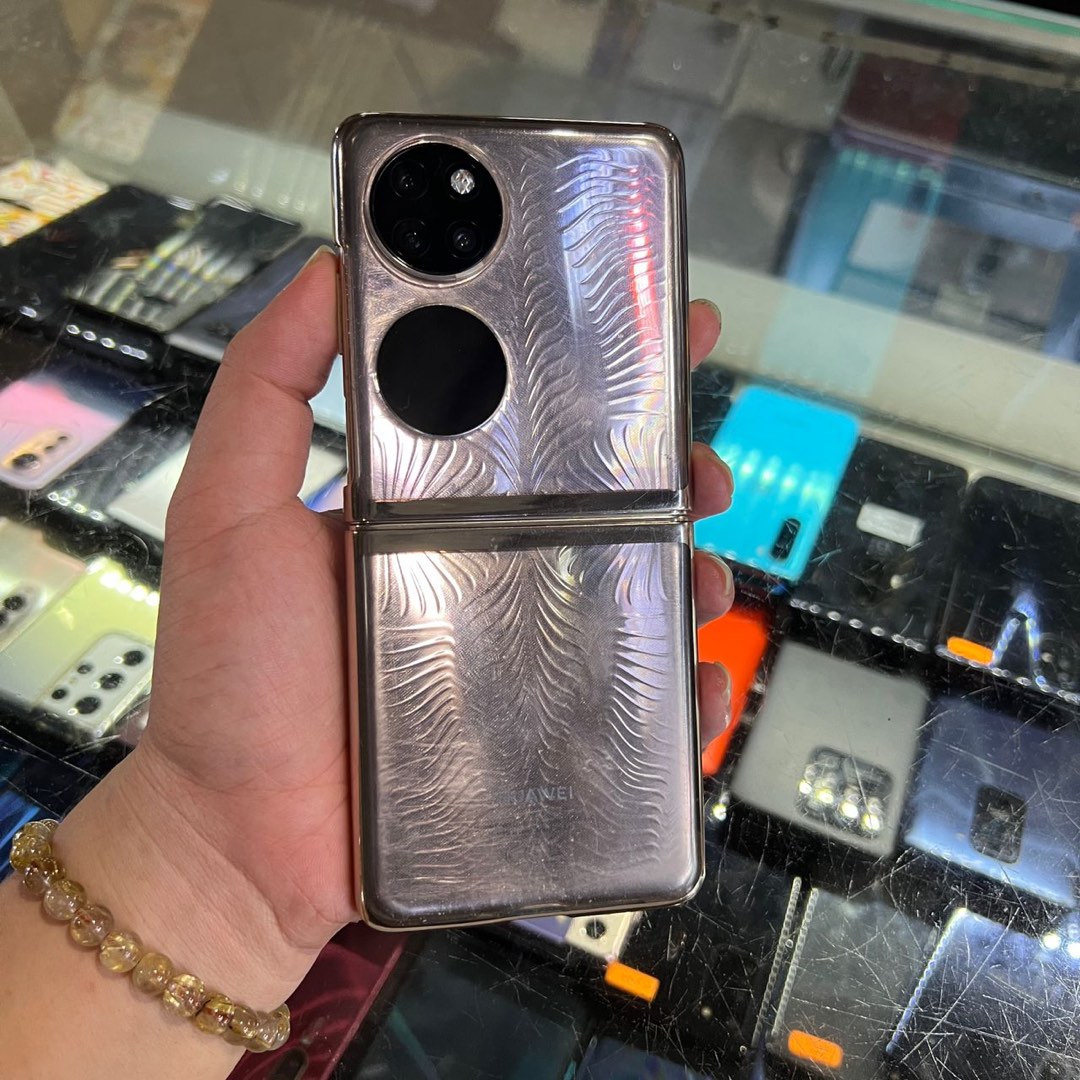 Huawei p50 pocket 12/512gb, Mobile Phones & Gadgets, Mobile Phones ...