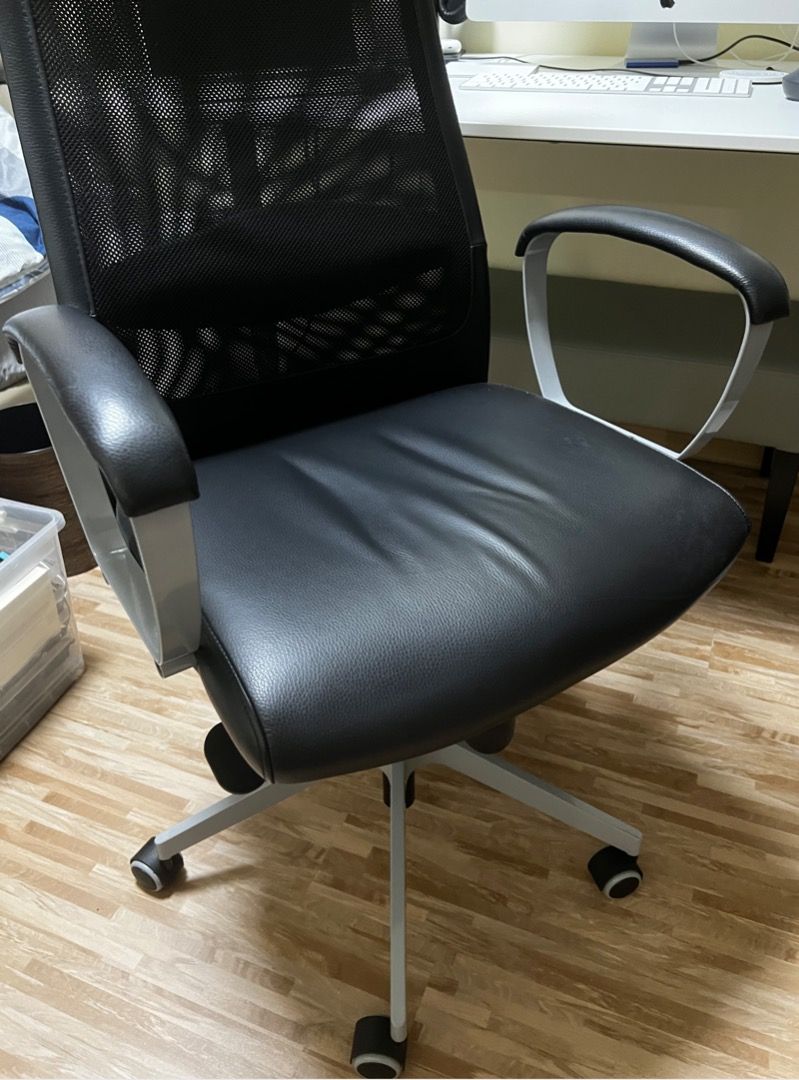 IKEA MARKUS Office chair Black leather Furniture Home Living