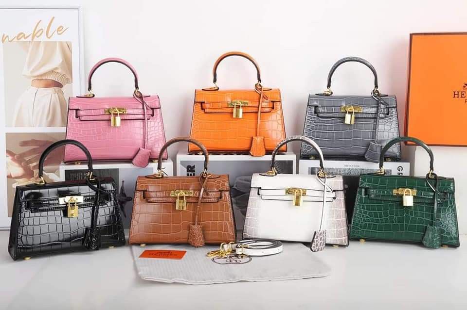 Kelly sling bag store