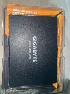 KINGSTON GIGABYTE SSD 240 GB