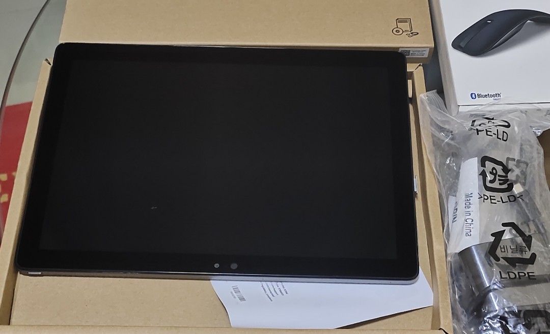 Dell 12.3" Latitude 7200 MultiTouch 2in1 Laptop 12.3" FHD AG 1