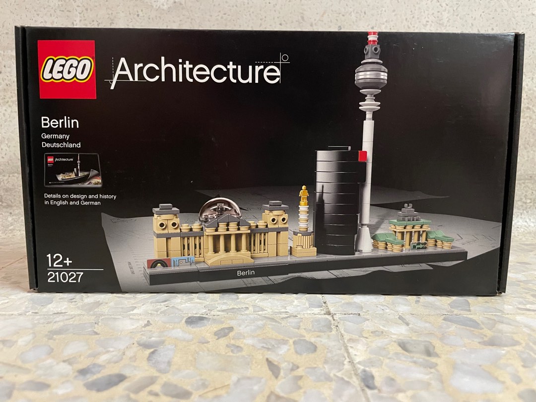 Lego architecture top berlin 21027