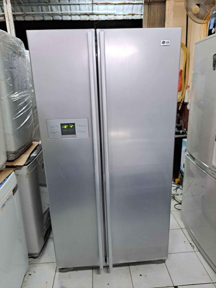 LG Fridge freezer 2door (2nd hand), TV & Home Appliances, Kitchen