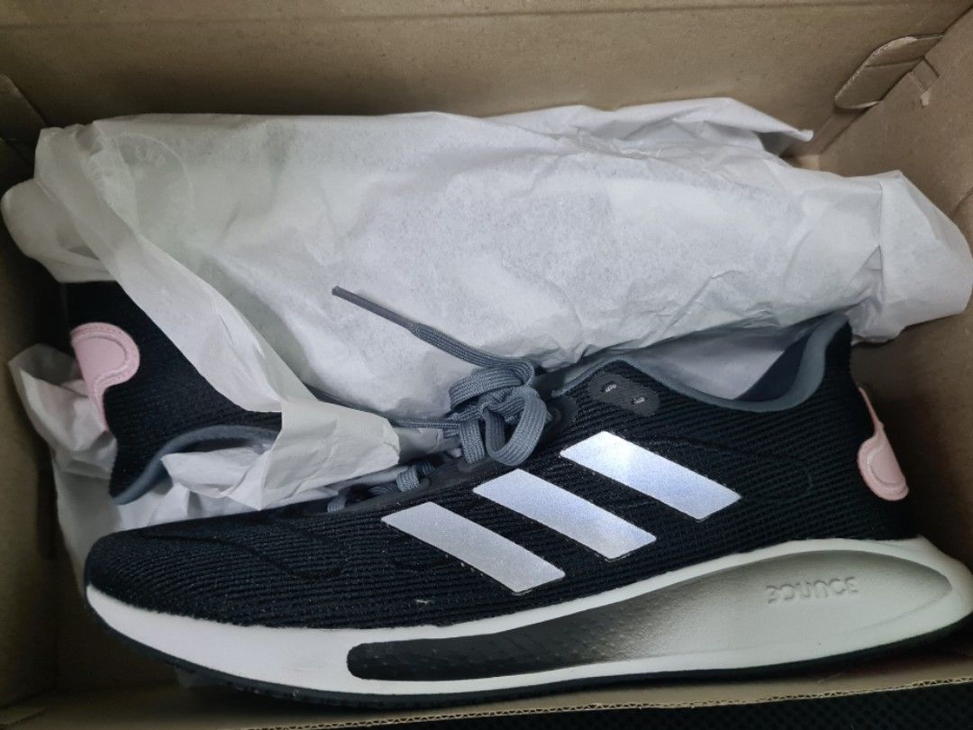 Like New Adidas Women UK Size 6.5 Women s Fashion Footwear