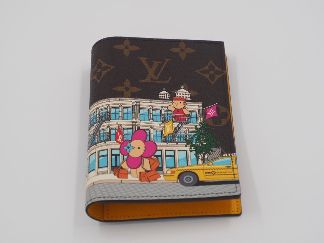 Shop Louis Vuitton 2022 SS Passport cover (M63914) by SolidConnection